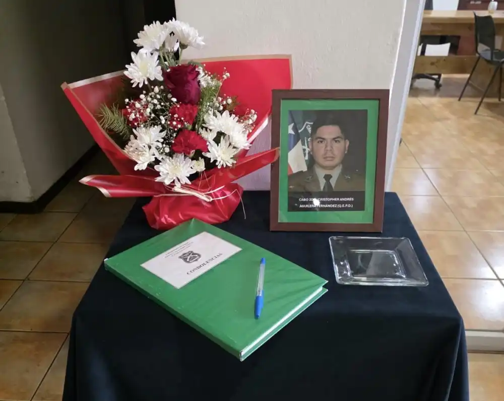 Carabineros De Linares Realizo Responso Funebre En Memoria Del Cabo Cristopher Aguilera Fernandez