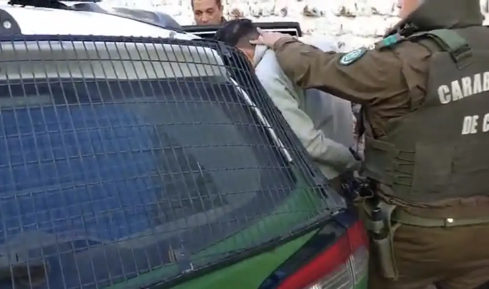Carabineros Detiene A Cuatro Sujetos Tras Robo Registrado En San Fernando