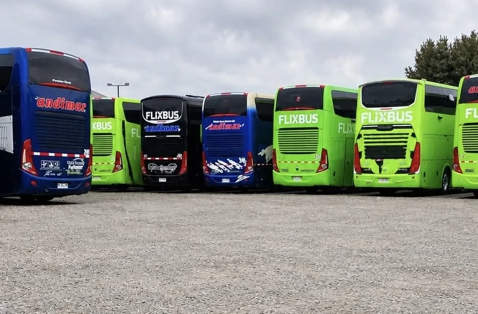 Conductores De Flixbus Andimar Paralizan Sus Labores En Curico Y Exigen Mejoras En Sus Condiciones De Trabajo 1