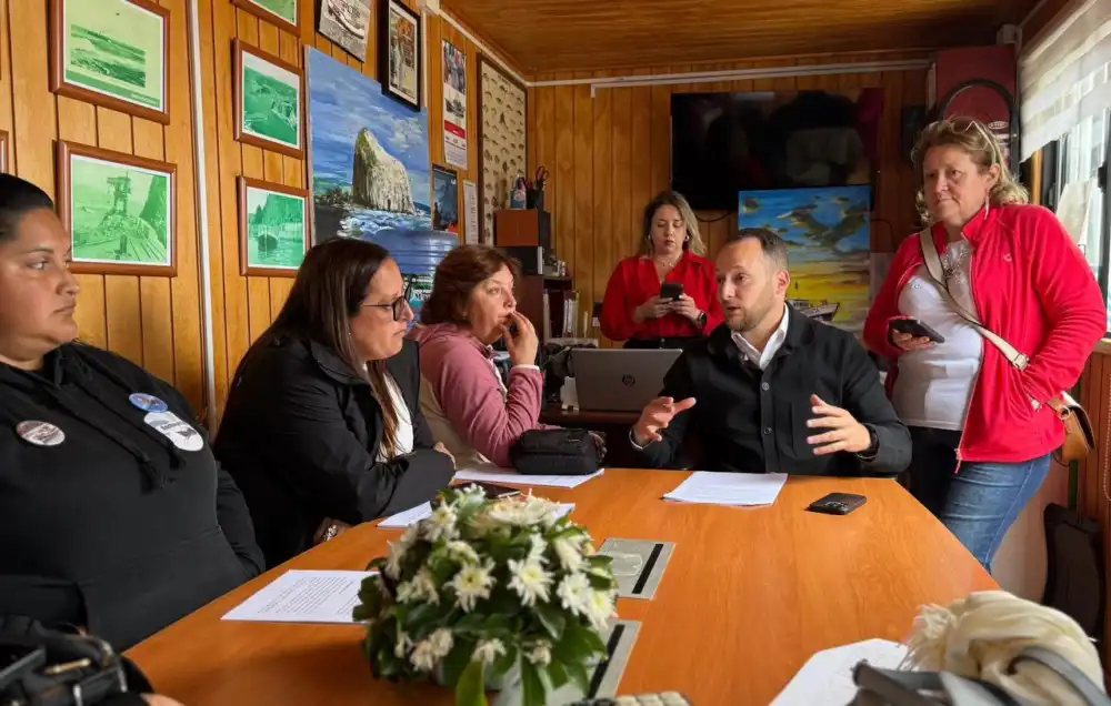 Diputado Jorge Guzman Valora Otorgamiento De Pensiones De Gracia Para Familias De Los Pescadores De La Bruma