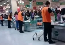 Diputados proponen el regreso de los empaquetadores a supermercados como alternativa laboral para estudiantes Diputados Proponen El Regreso De Los Empaquetadores A Supermercados Como Alternativa Laboral Para Estudiantes