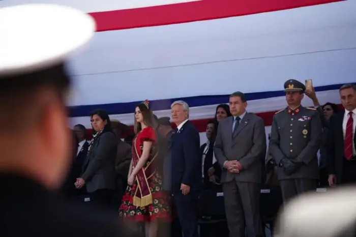 Ejercito Armada Y Organizaciones Locales Protagonizaron Desfile De Fiestas Patrias En Curico 2 Ejercito Armada Y Organizaciones Locales Protagonizaron Desfile De Fiestas Patrias En Curico 2