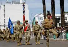 Ejercito Armada Y Organizaciones Locales Protagonizaron Desfile De Fiestas Patrias En Curico