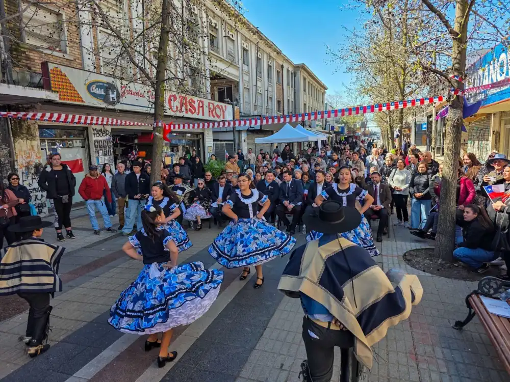 Pelarco Se Prepara Para Recibir A Representantes Del Maule En El Campeonato Regional De Cueca De Personas Mayores