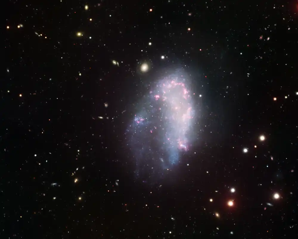 Astronomos Chilenos Resuelven Misterio De 30 Anos Sobre La Transformacion De Una Galaxia Enana
