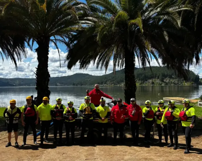 Bomberos De Curico Fortalecen Sus Capacidades De Rescate Acuatico Con Capacitacion En El Lago Vichuquen 1