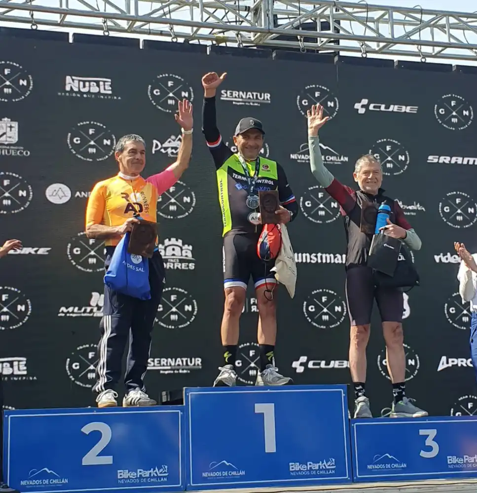 Ciclistas Curicanos Destacaron En El Gran Fondo Nevados De Chillan Con Un Primer Lugar En Categoria 60 Anos Y Mas