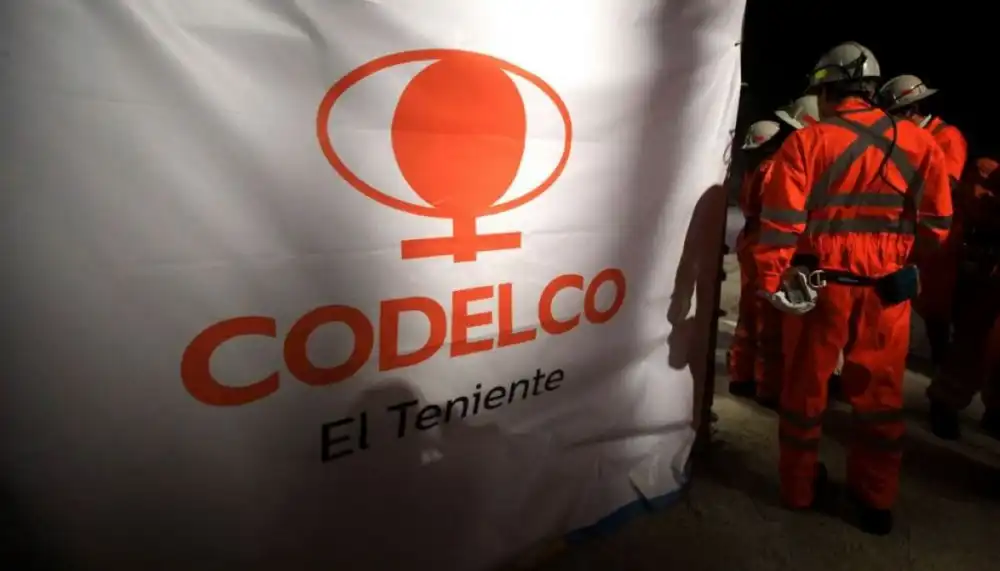 Dos Trabajadores Fallecen Tras Alud De Nieve En El Teniente Esposa De Una De Las Victimas Denuncia Falta De Informacion