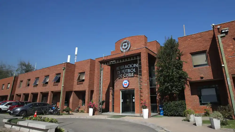 Municipalidad De Penalolen Clausura Sede De La Anfp Por Incumplimientos Legales Y Millonaria Deuda