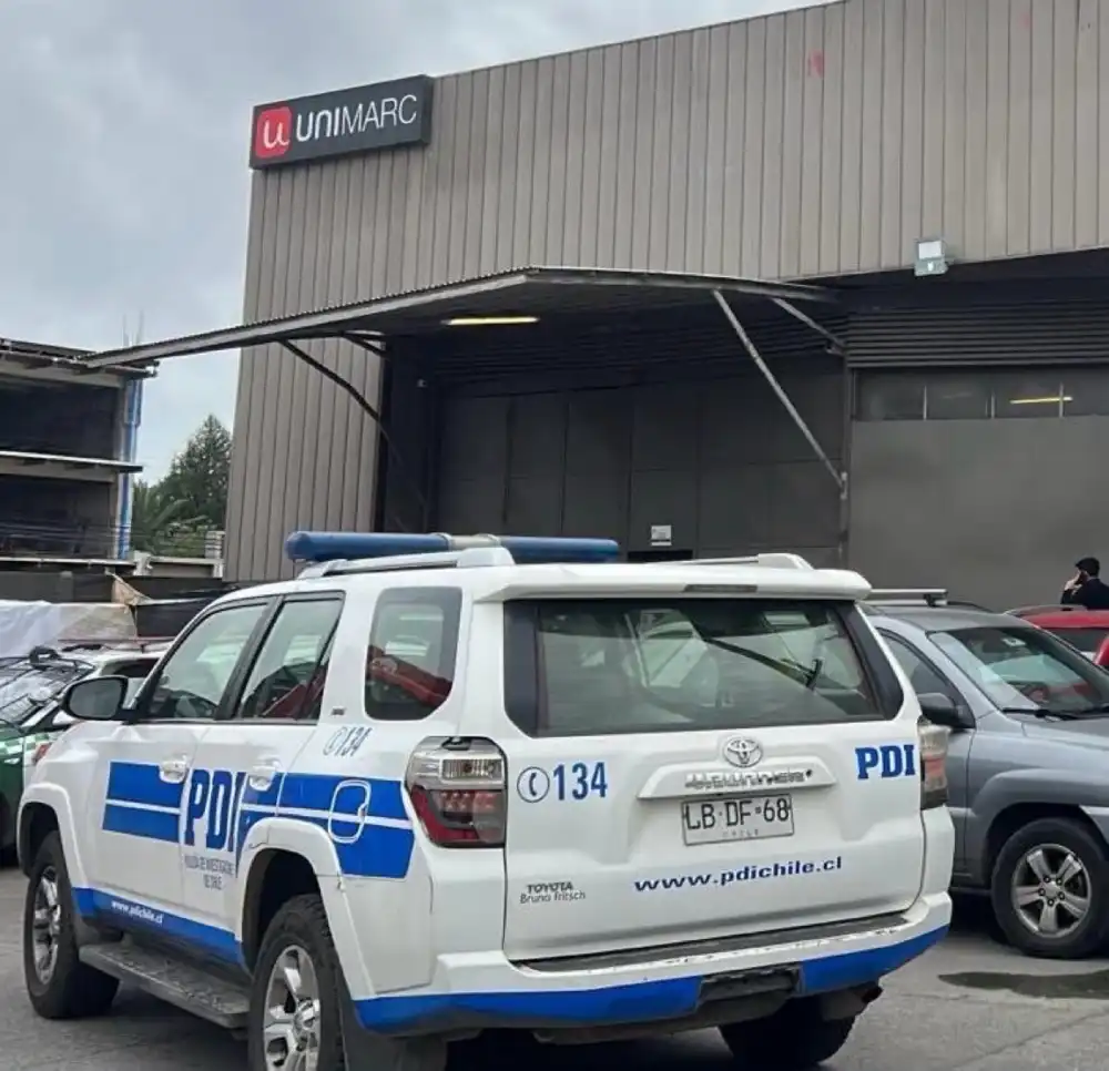 Pdi Investiga Muerte De Hombre De 64 Anos En Estacionamiento De Supermercado De Curico