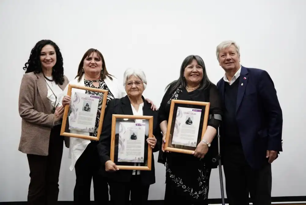 Tres Mujeres Fueron Reconocidas En La Quinta Version De Curicanas Valor E Inspiracion 1